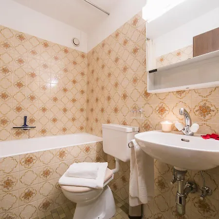 Apartment Les Rocailles 8 *